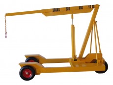 PHOENIX1200KGMOBILEFLOORCRANEPHNEUMATICTYRES